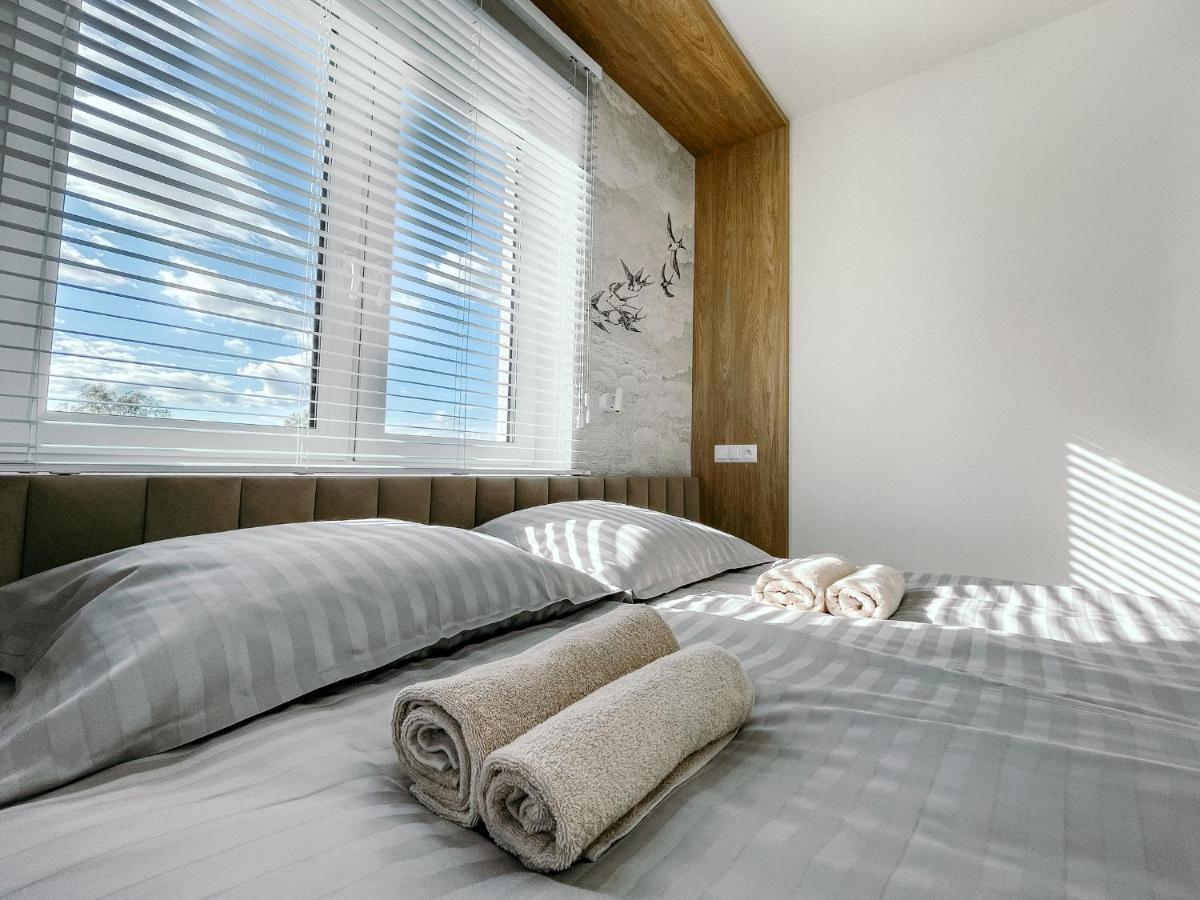 Penthouse Sloneczna Rapsodia - Blisko Parku Zdrojowego - Duzy Taras Na Dachu - Piekny Widok - Winda - Garaz Apartment รับกา ภายนอก รูปภาพ